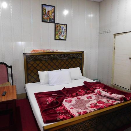 Rex Hotel Ravalpindi Kültér fotó